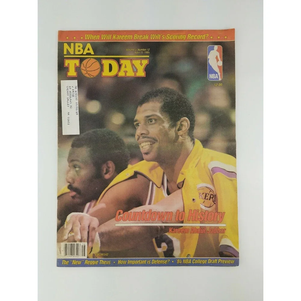 RARE Vtg 1984 NBA Today Newspaper Magazine Basketball KAREEM / WILT lakers MJ